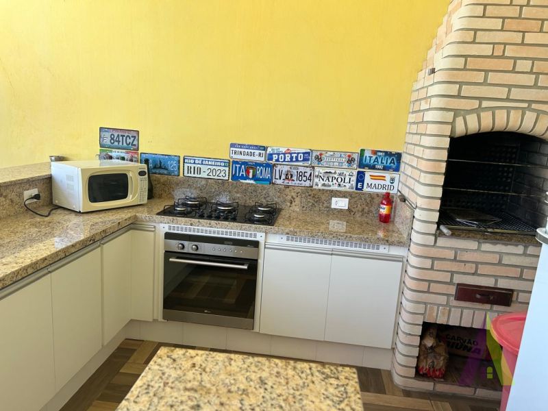 Chácara Alto Padrão na Estrada do Vinho em São Roque!