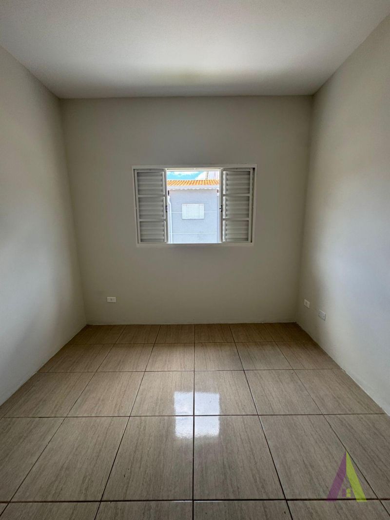 Casa em Condômino Fechado de São Roque!