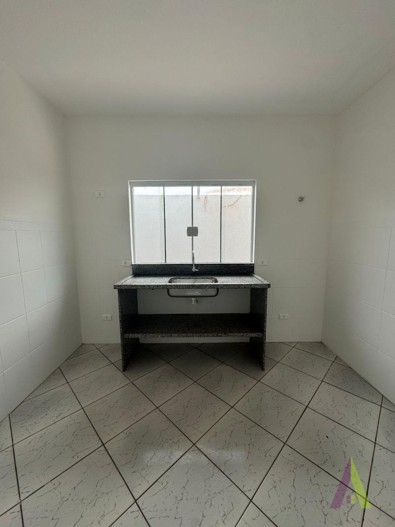 Casa em Condômino Fechado de São Roque!