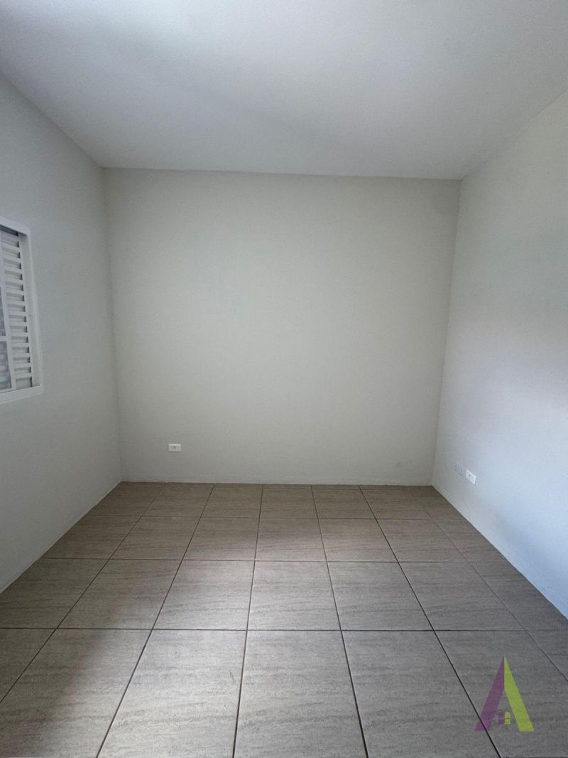 Casa em Condômino Fechado de São Roque!