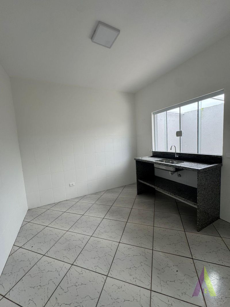 Casa em Condômino Fechado de São Roque!