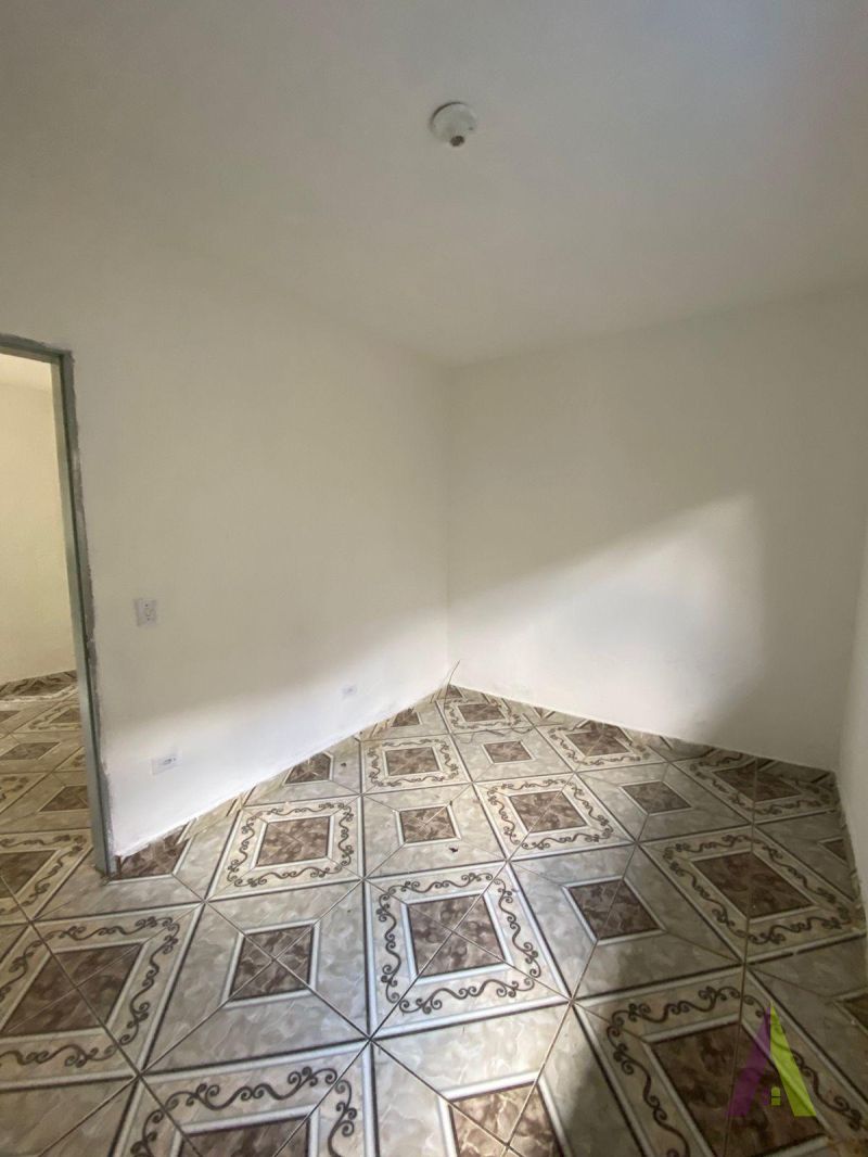 Casa em Bairro Tradicional em São Roque! 