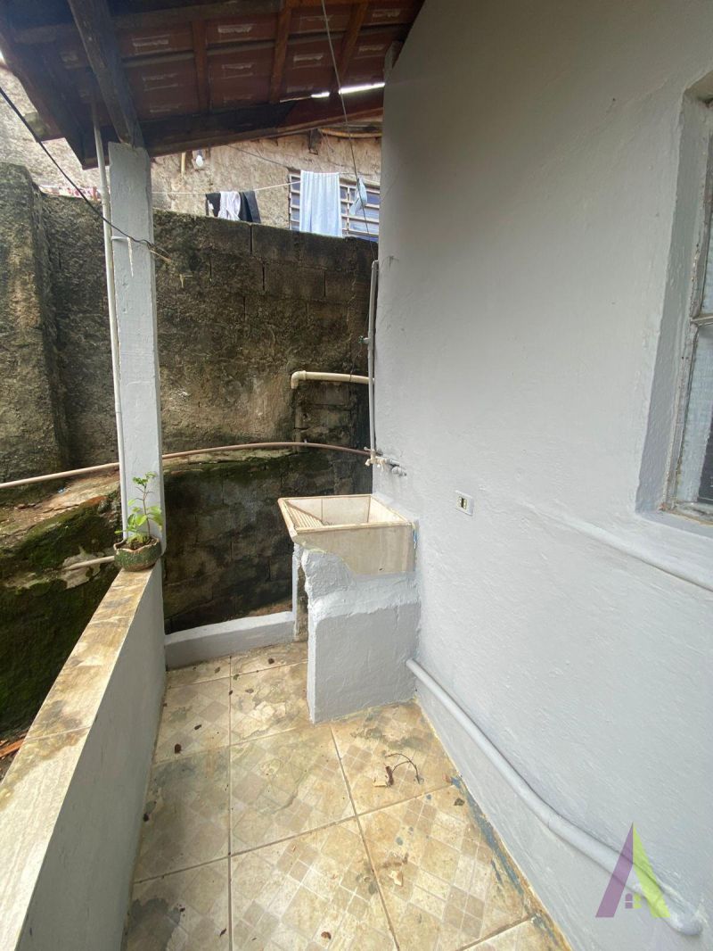 Casa em Bairro Tradicional em São Roque! 