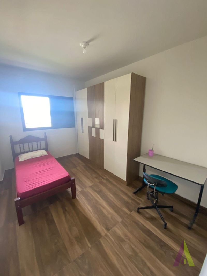 Apartamento Mobiliado em Condomínio em São Roque!