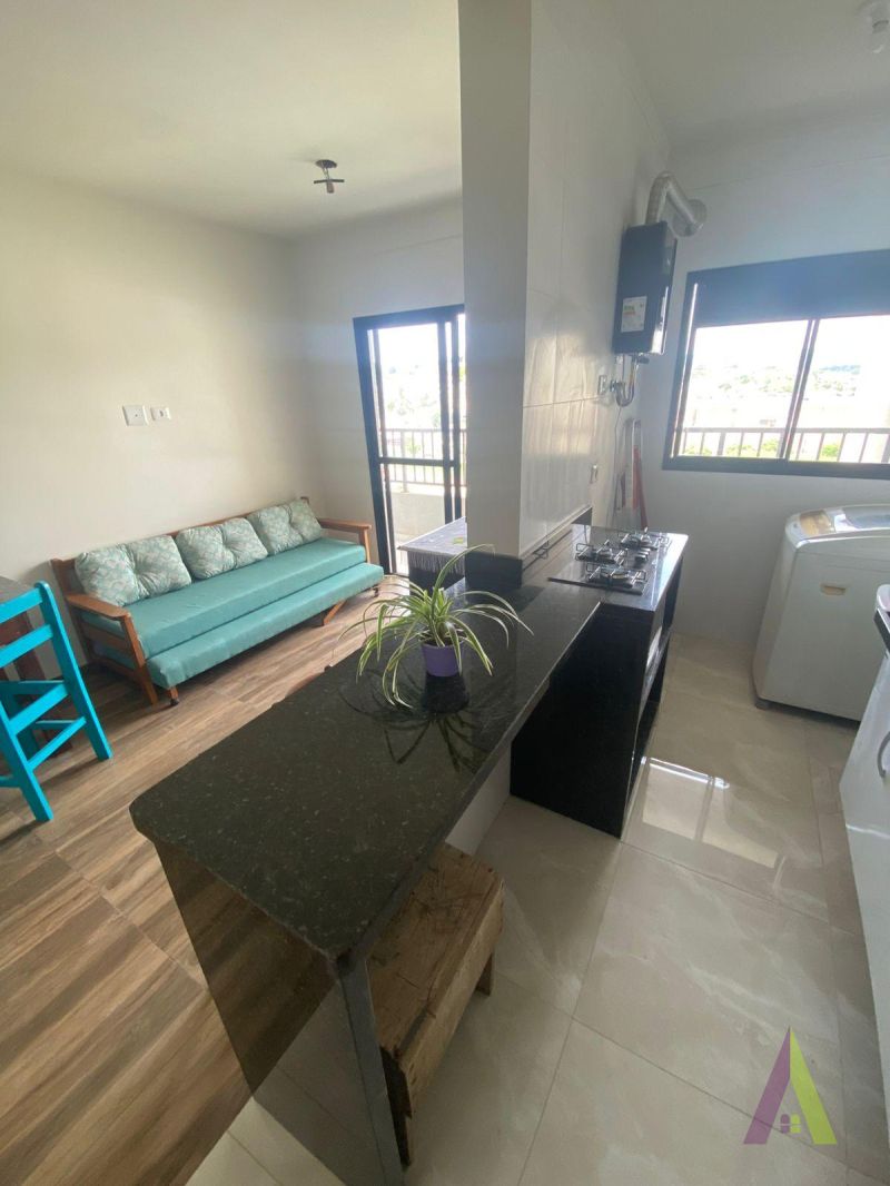 Apartamento Mobiliado em Condomínio em São Roque!