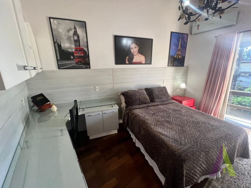 Casa Alto Padrão em Condomínio Fechado de São Roque!     