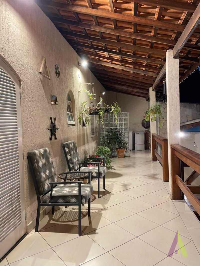 Casa Alto Padrão em Condomínio Fechado de São Roque!     