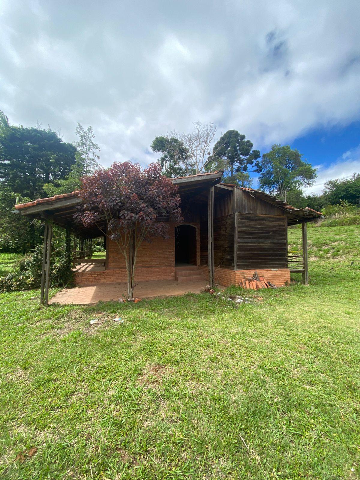 Chácara Próxima ao Roteiro do Vinho em São Roque!