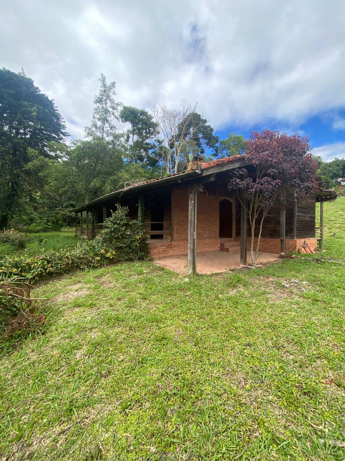 Chácara Próxima ao Roteiro do Vinho em São Roque!