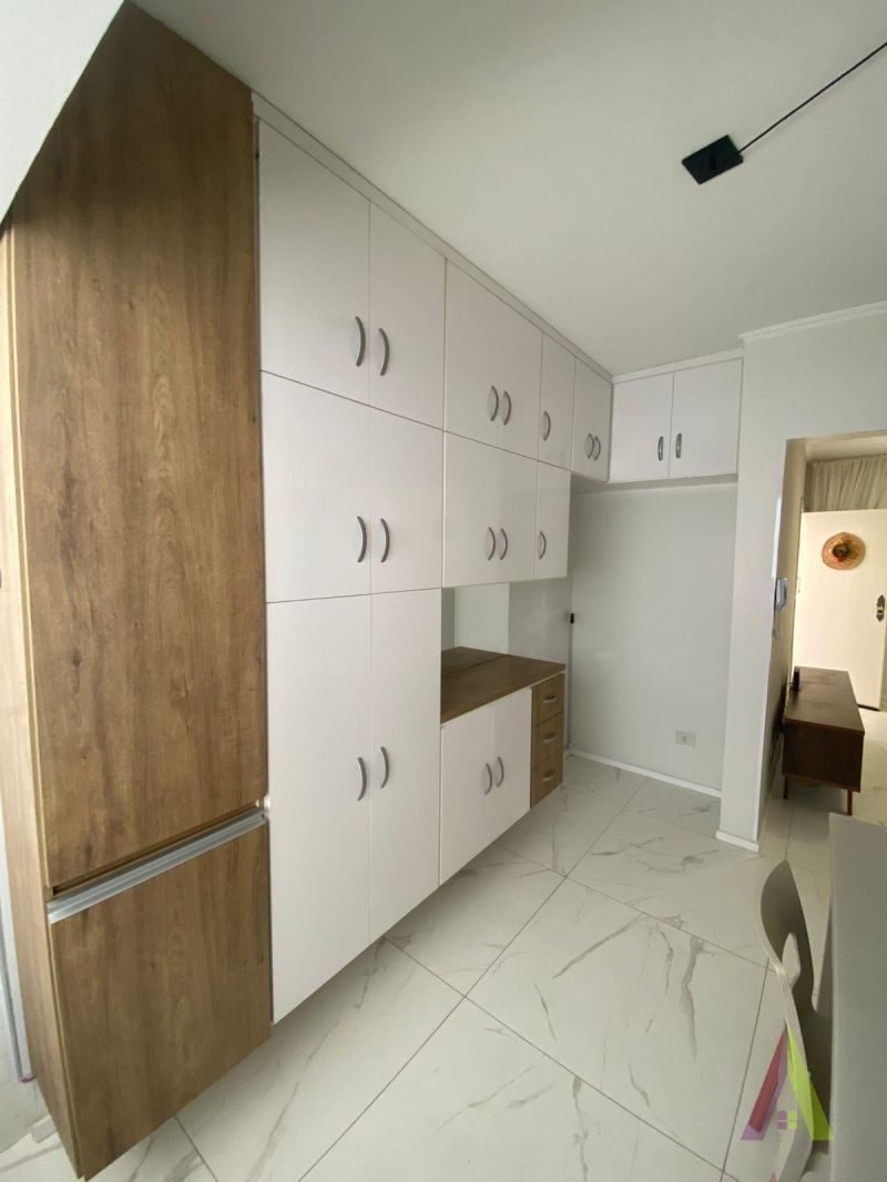 Apartamento Mobiliado no Centro de São Roque! 