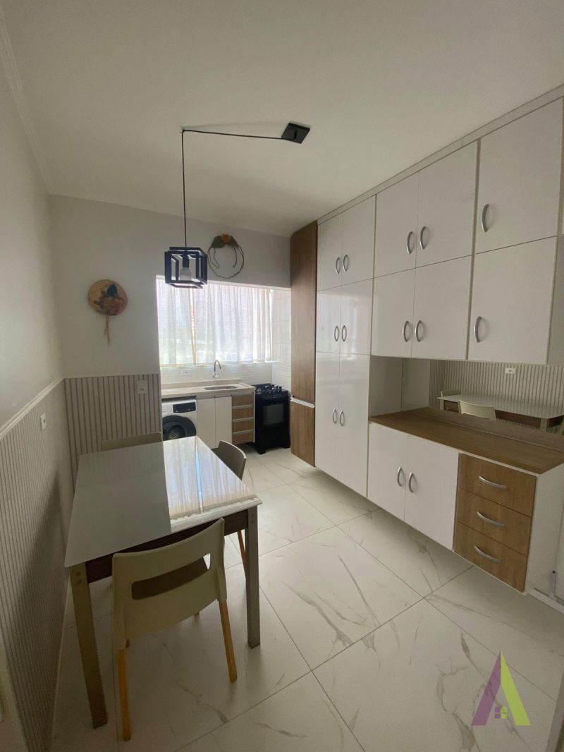 Apartamento Mobiliado no Centro de São Roque! 