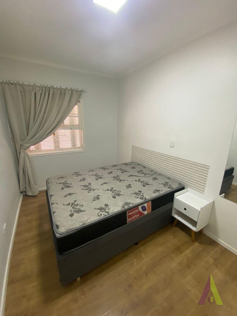 Apartamento Mobiliado no Centro de São Roque! 