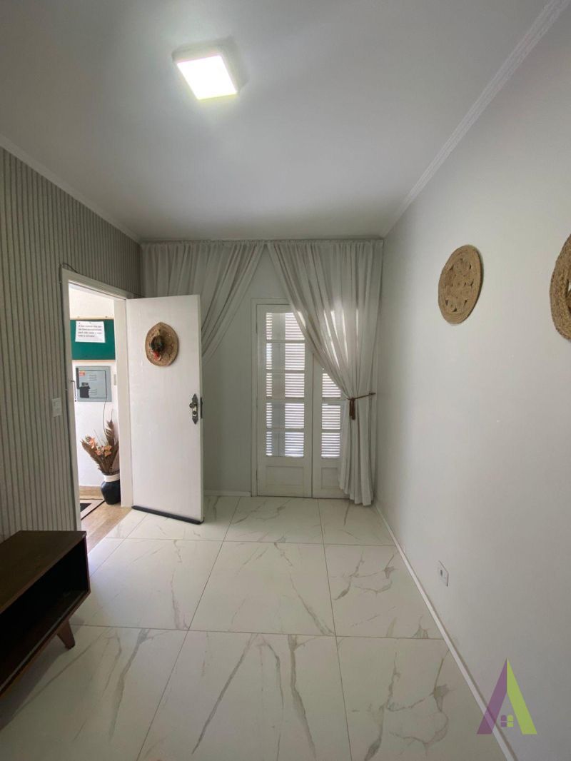 Apartamento Mobiliado no Centro de São Roque! 