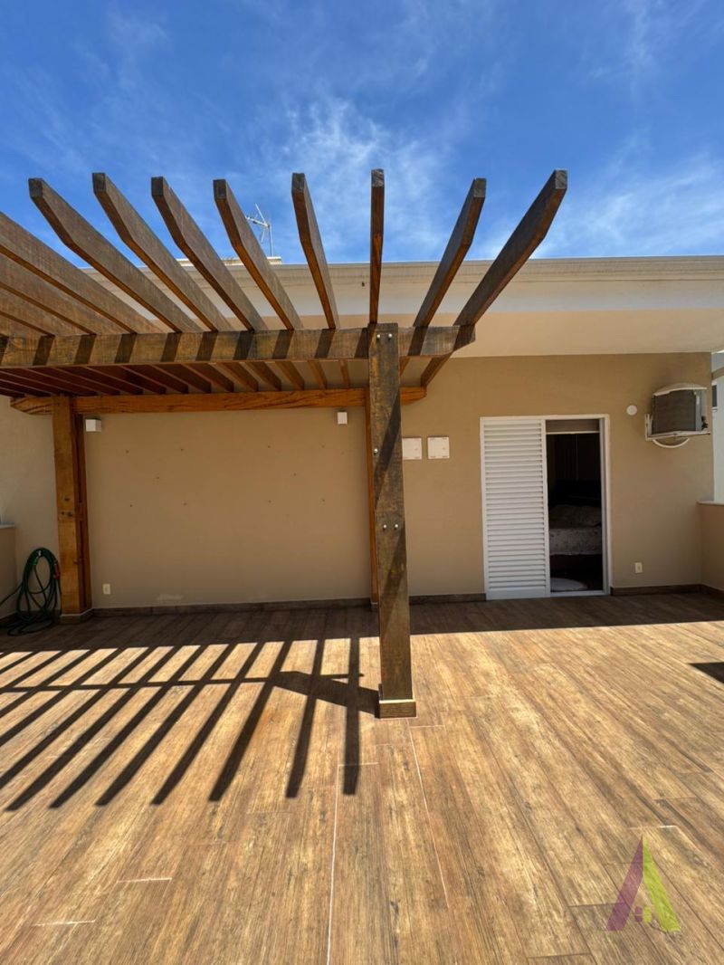 Casa em Condomínio de Alto Padrão de São Roque!