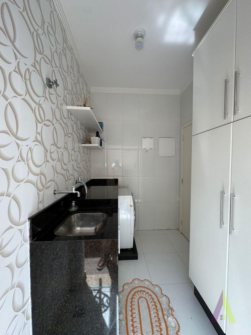 Casa em Condomínio de Alto Padrão de São Roque!