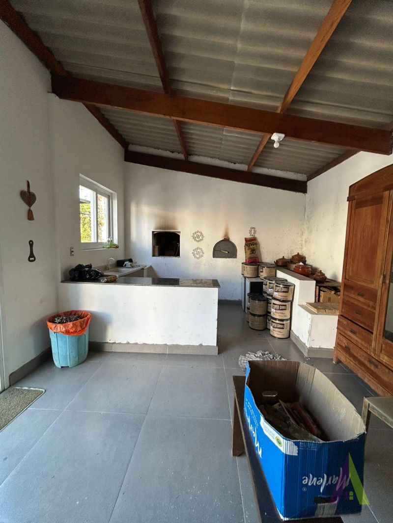 Casa Térrea em Condomínio Fechado! 