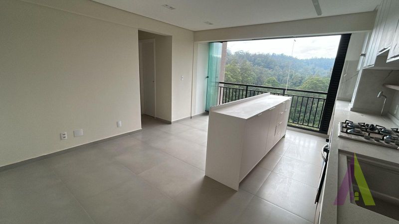 Apartamento Rico em Planejados em Condomínio Resort de Mairinque!