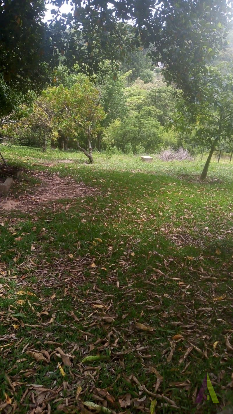 Terreno Plano Pronto para Construir em Alumínio!