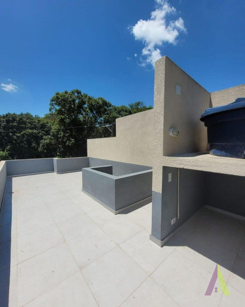 Sobrado em Condomínio Fechado de Mairinque!