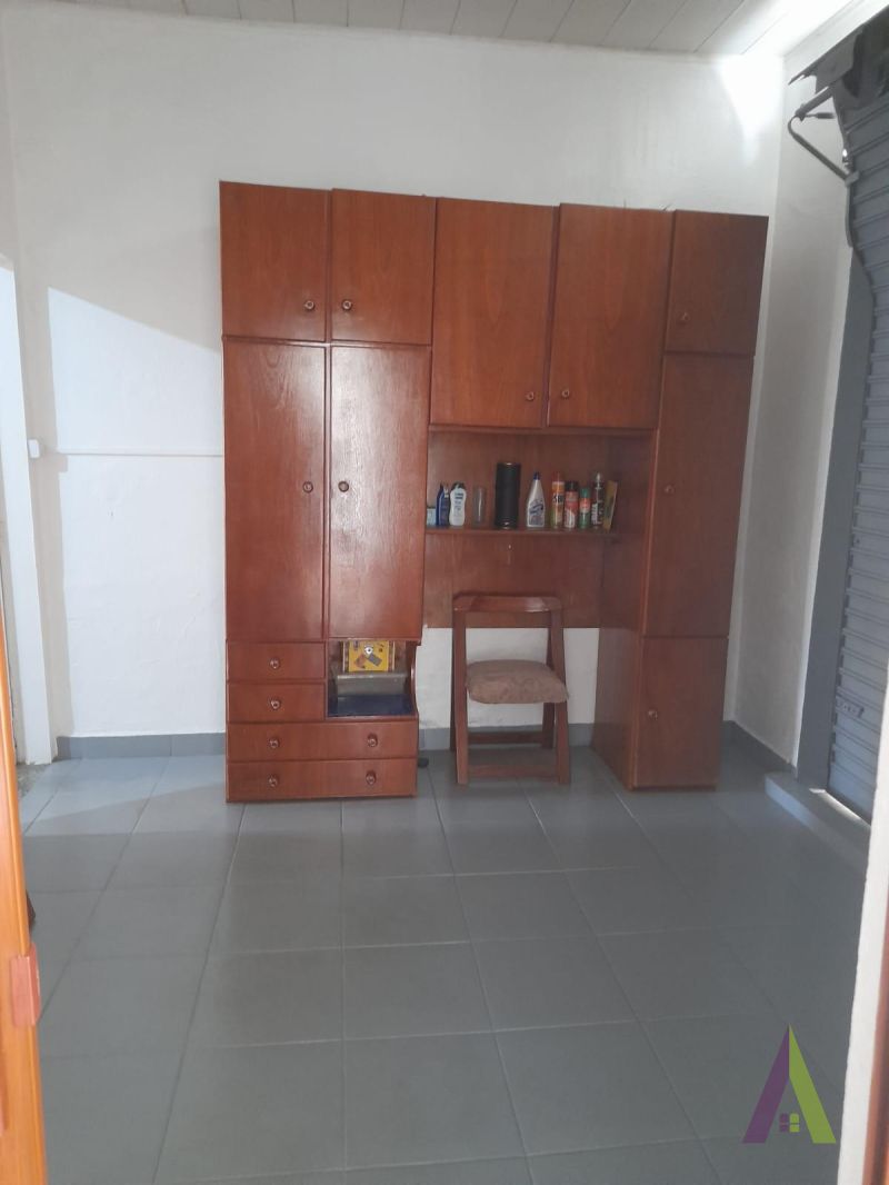 Casa Térrea no Centro de São Roque!