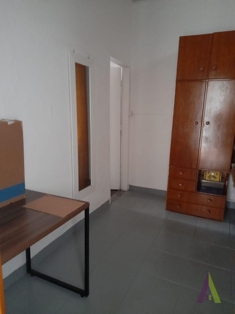 Casa Térrea no Centro de São Roque!