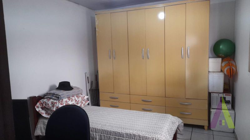 Casa Térrea no Centro de São Roque!