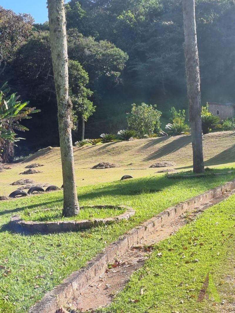 Chácara com 58.000 m² em São Roque!