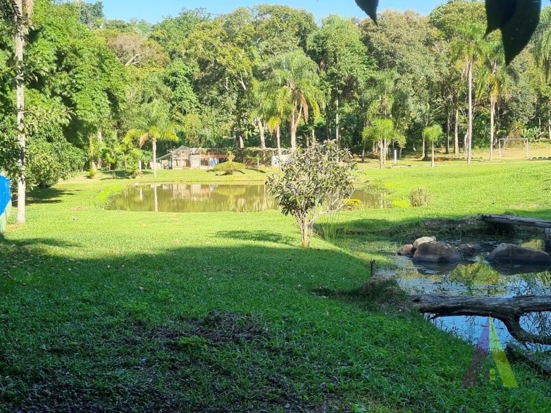 Chácara com 58.000 m² em São Roque!