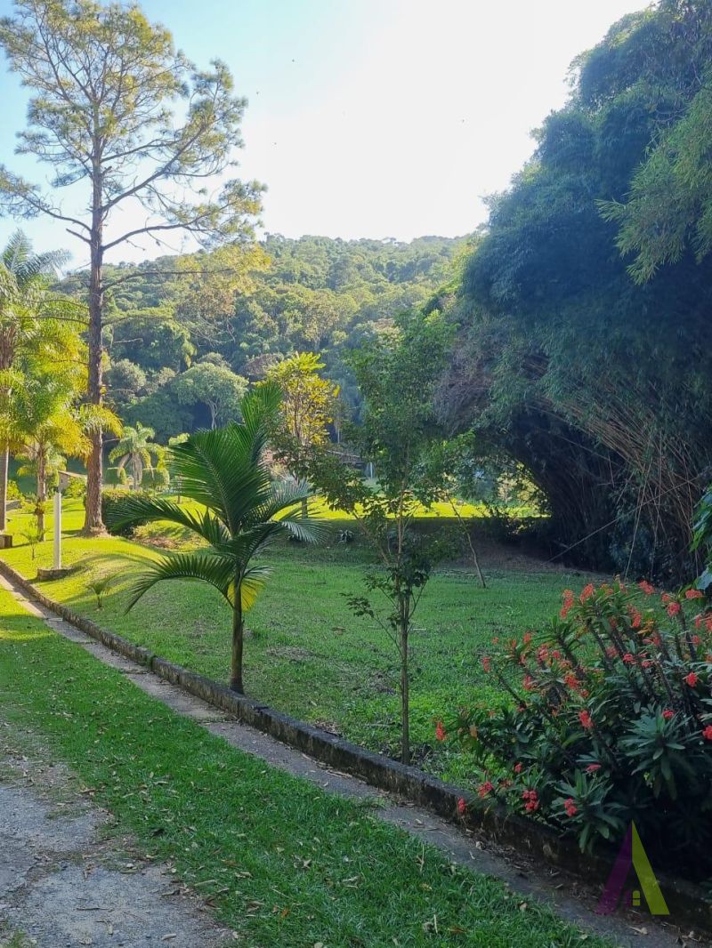 Chácara com 58.000 m² em São Roque!