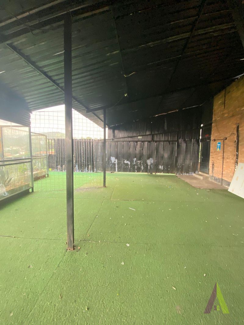 Ponto Comercial no Centro de São Roque! 