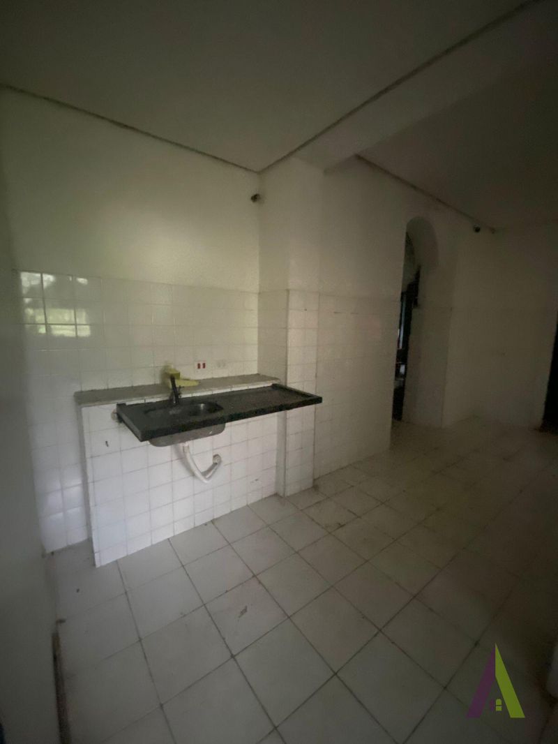 Ponto Comercial no Centro de São Roque! 