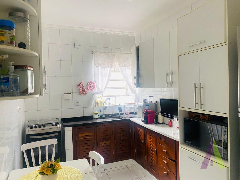 Casa Térrea para Locação Comercial em São Roque!