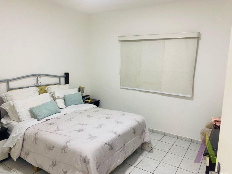 Casa Térrea para Locação Comercial em São Roque!