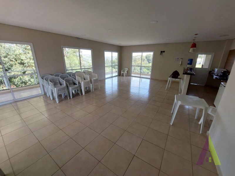 Casa em Condomínio Fechado em Mairinque! 