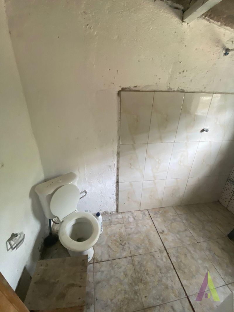 Casa Térrea Próxima ao Centro de São Roque!