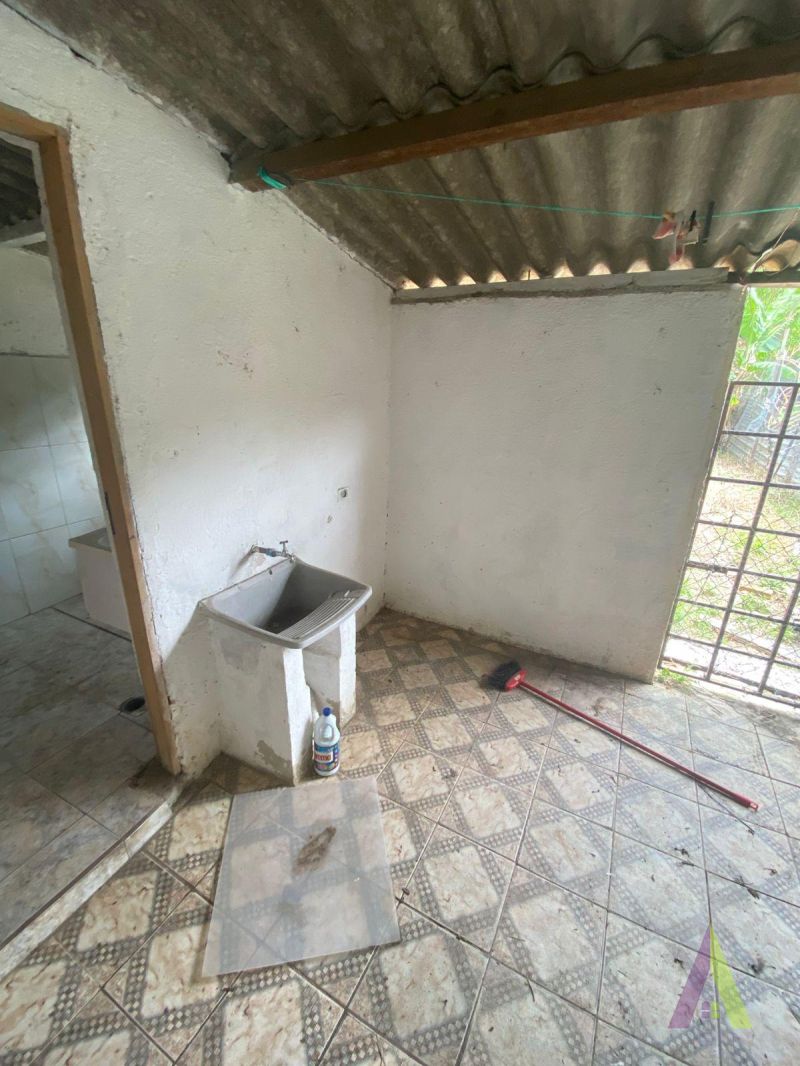 Casa Térrea Próxima ao Centro de São Roque!