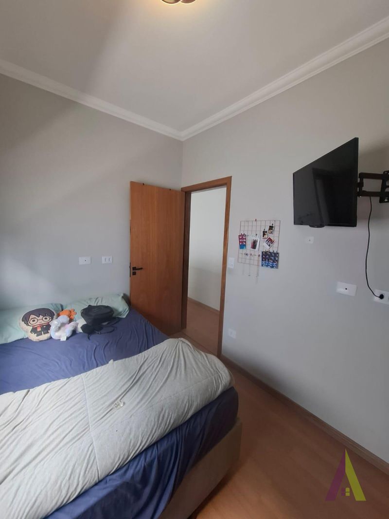 Sobrado em Bairro Tradicional em São Roque! 