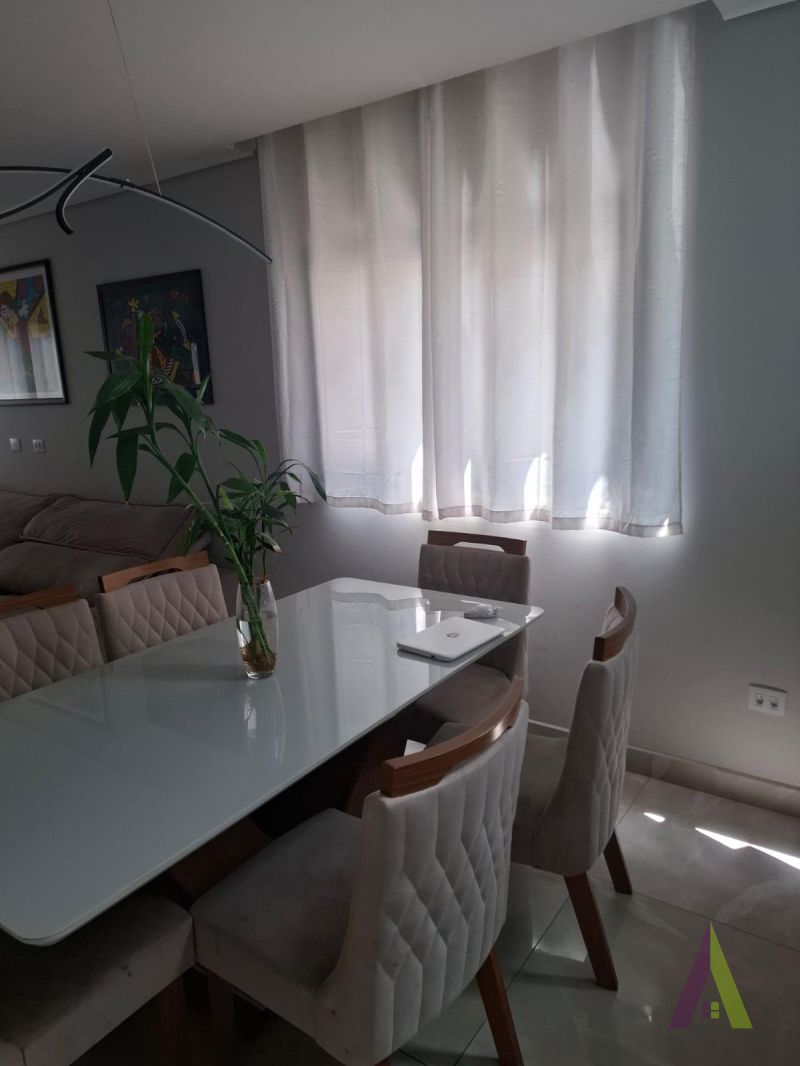 Sobrado em Bairro Tradicional em São Roque! 