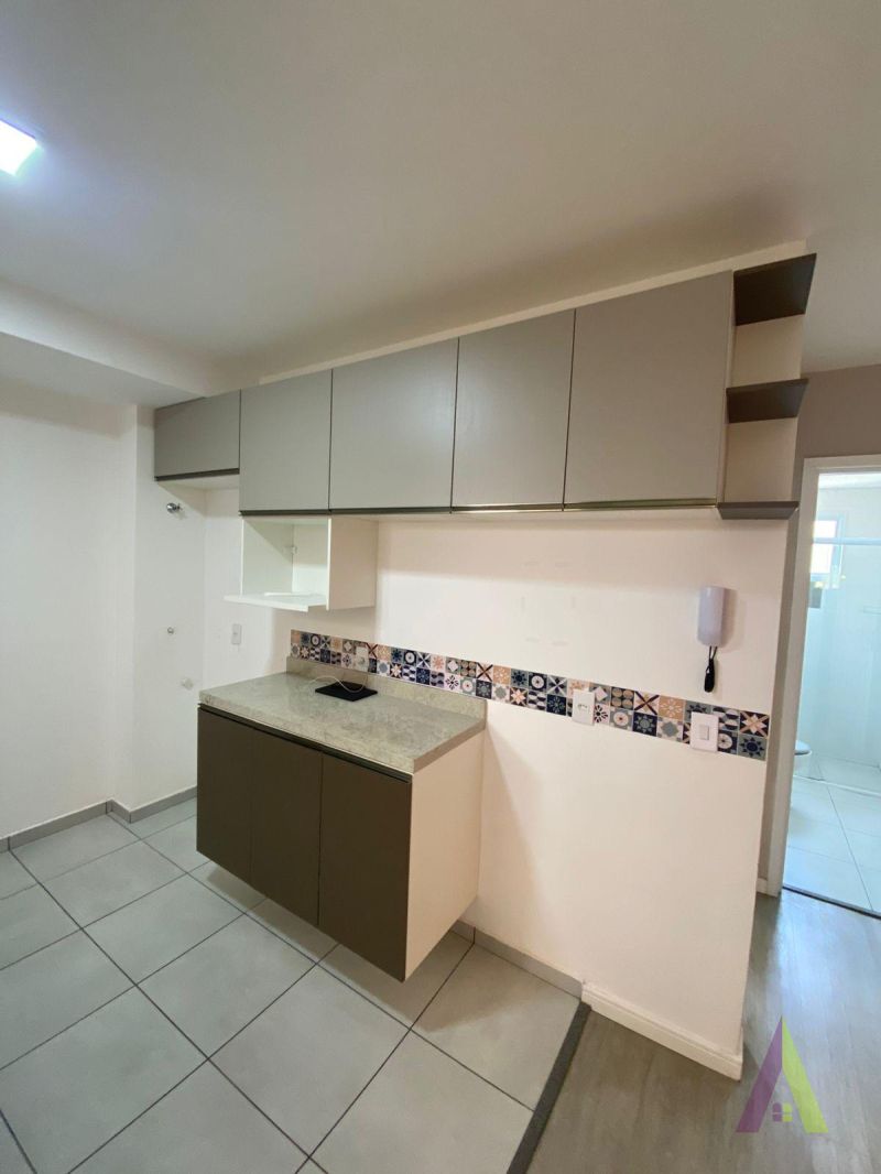 Apartamento Térreo Próximo ao Centro de São Roque! 