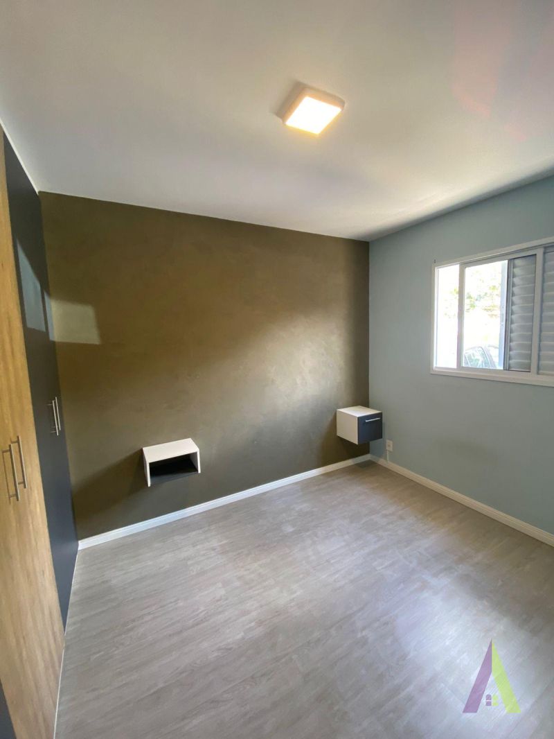 Apartamento Térreo Próximo ao Centro de São Roque! 