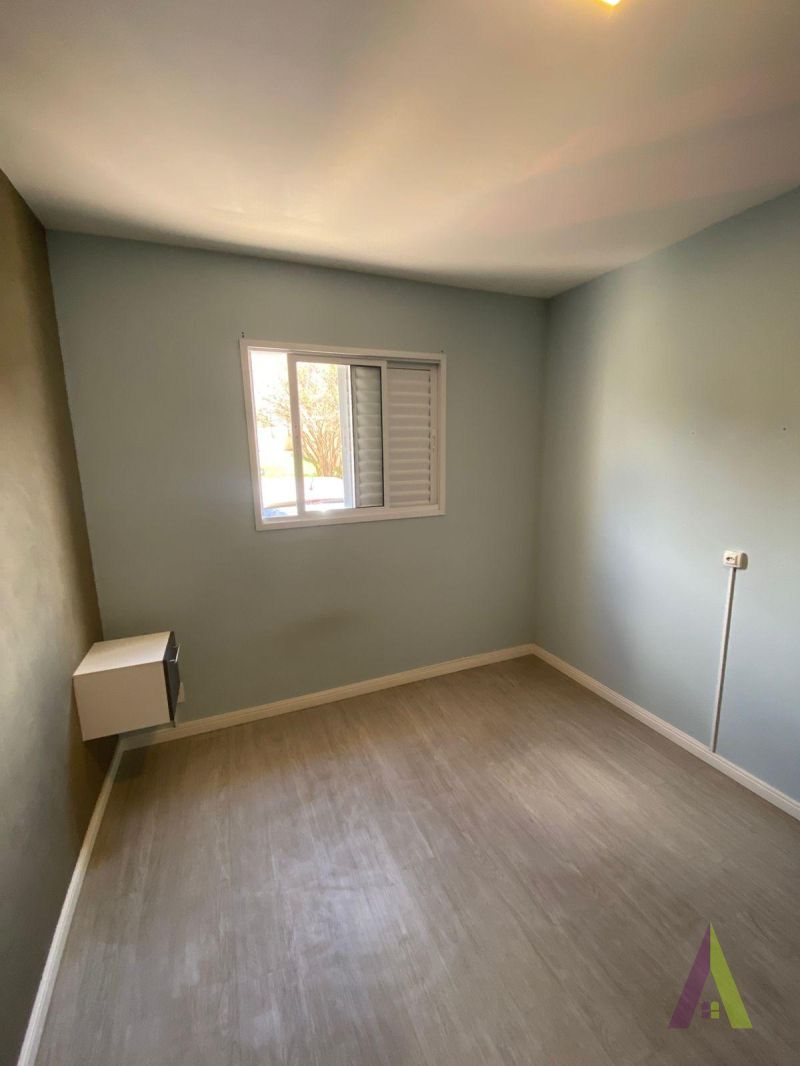 Apartamento Térreo Próximo ao Centro de São Roque! 