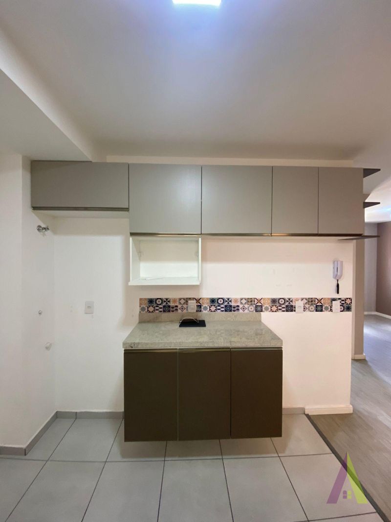 Apartamento Térreo Próximo ao Centro de São Roque! 