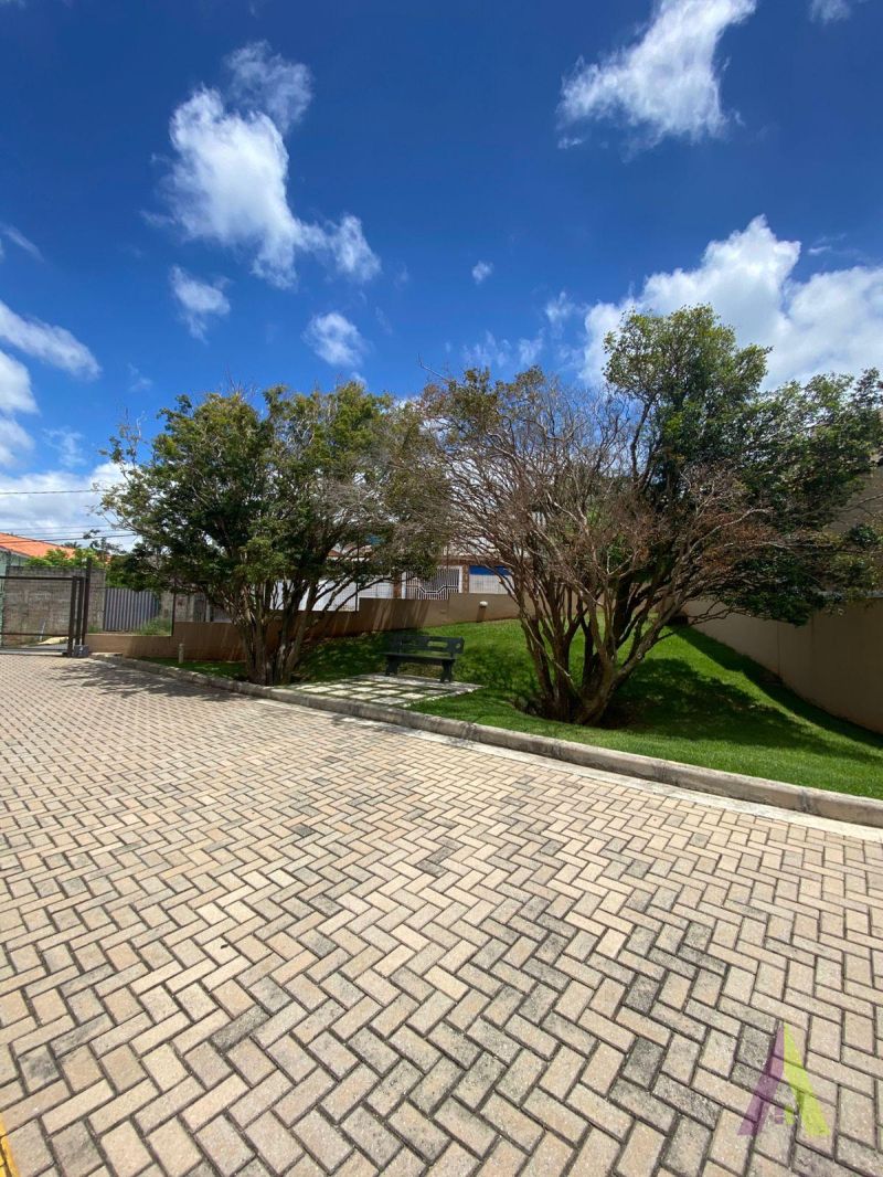 Apartamento Térreo Próximo ao Centro de São Roque! 