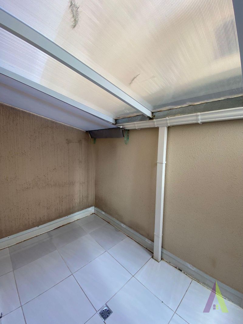 Apartamento Térreo Próximo ao Centro de São Roque! 