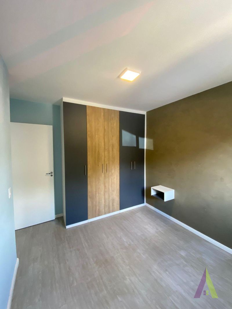 Apartamento Térreo Próximo ao Centro de São Roque! 