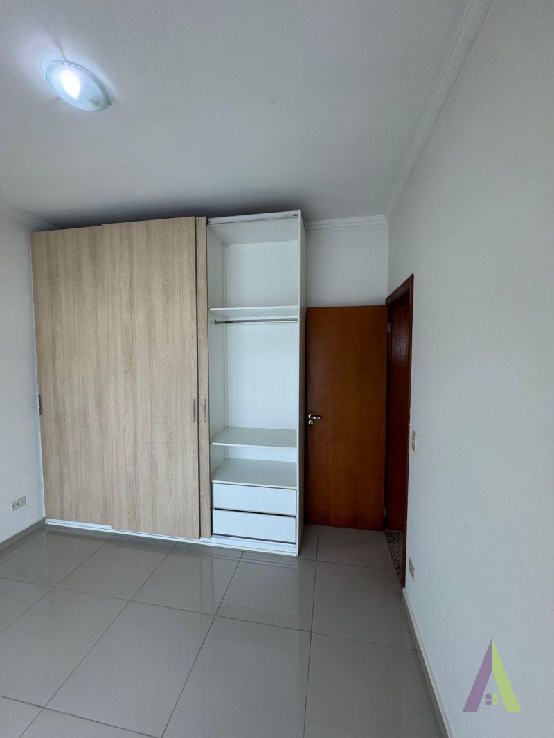 Apartamento com Sacada em Bairro Tradicional de São Roque!