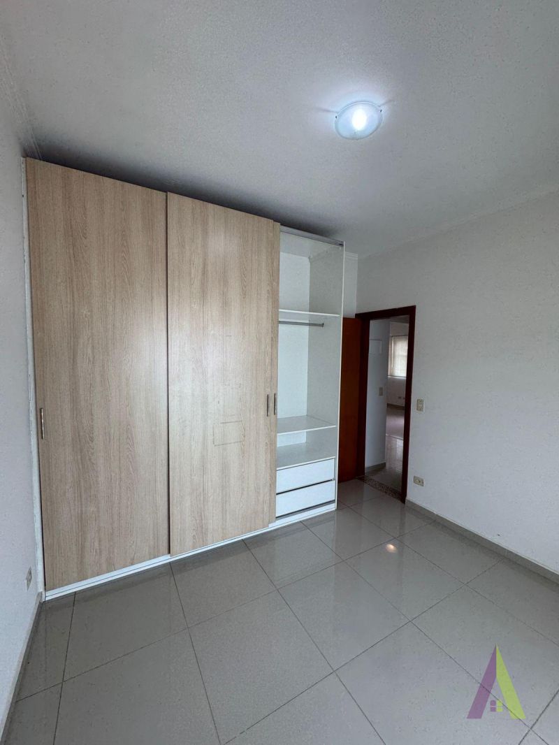 Apartamento com Sacada em Bairro Tradicional de São Roque!