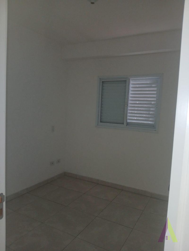Apartamento com Sacada em São Roque!