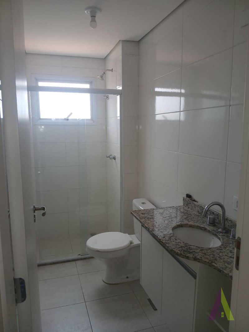 Apartamento com Sacada em São Roque!