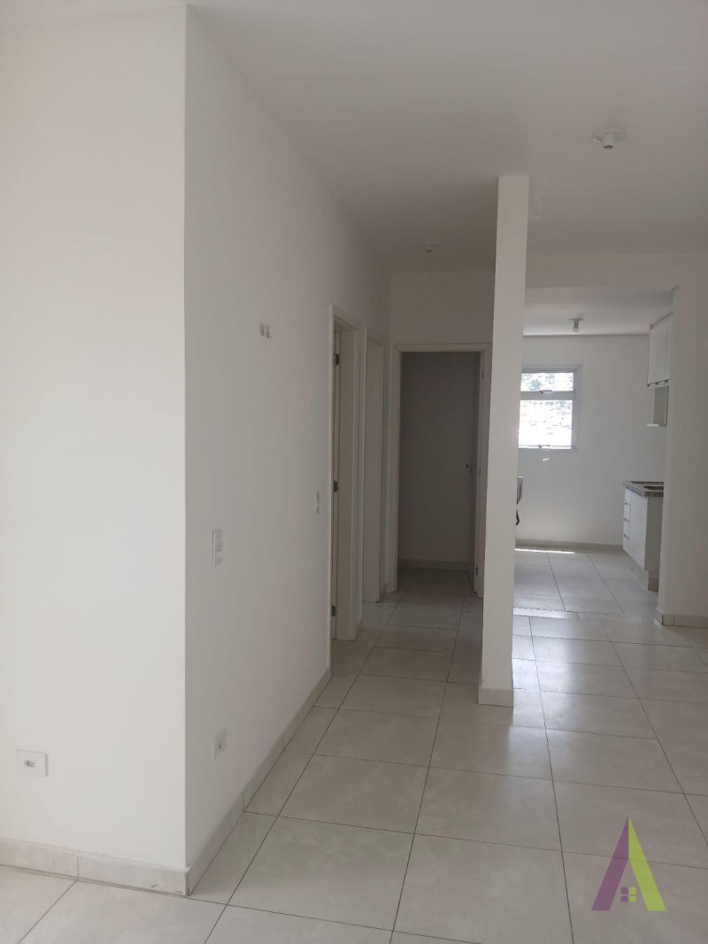Apartamento com Sacada em São Roque!